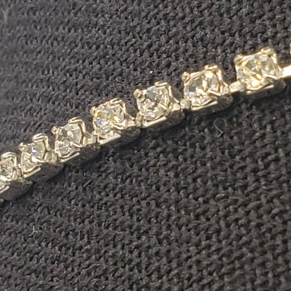 Vintage Silver Tone Graduated Round Clear Crystal and Rhinestone Choker Necklace - Picture 9 of 12